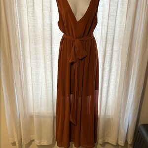 Baltic Born Rust maxi with short underlining.